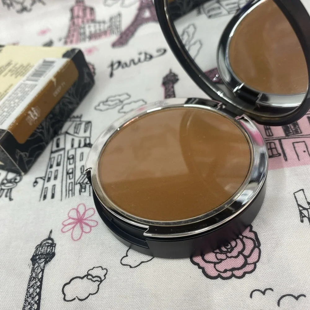 Kat Von D Lock‎ It Powder Foundation Deep 71 Discontinued Read Description